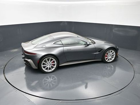 Used 2019 Aston Martin V8 Vantage Coupe RWD image 20
