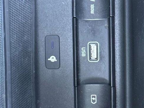 Used 2022 Kia Telluride SX w/ SX Prestige Package image 26