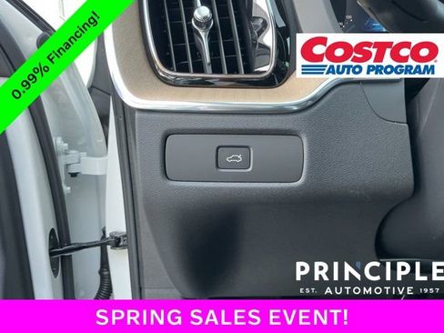New 2026 Volvo XC60 B5 Plus w/ Protection Package Premier AWD/4WD image 25