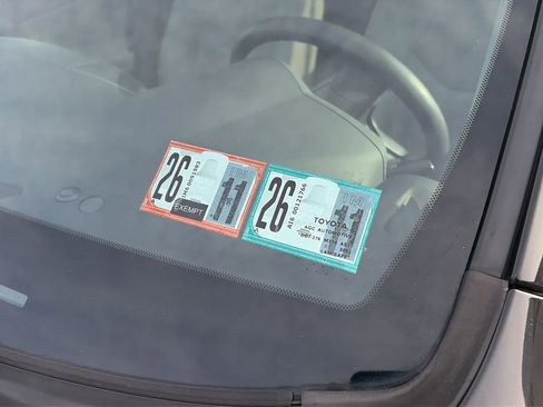 Used 2012 Toyota RAV4 4WD image 22