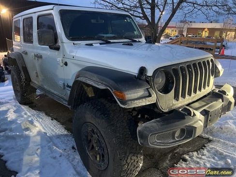 Used 2023 Jeep Wrangler Willys image 2