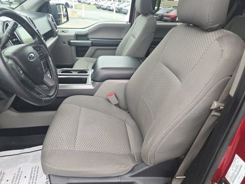 Used 2016 Ford F150 XLT w/ Equipment Group 302A Luxury AWD/4WD image 28
