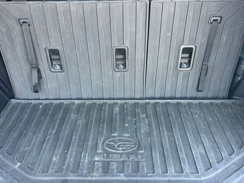 Used 2020 Subaru Ascent Limited w/ Technology Package image 18