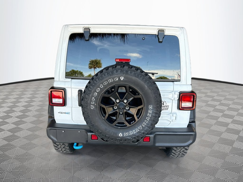 Certified 2023 Jeep Wrangler Unlimited AWD/4WD image 7