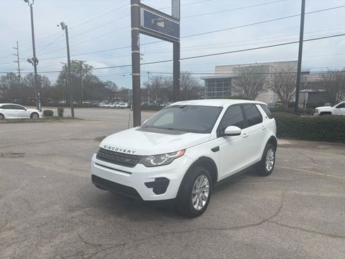 Used 2016 Land Rover Discovery Sport SE AWD/4WD image 1