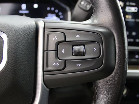 Used 2022 GMC Sierra 1500 SLE image 35