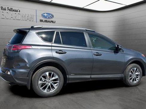Used 2016 Toyota RAV4 XLE AWD/4WD image 4