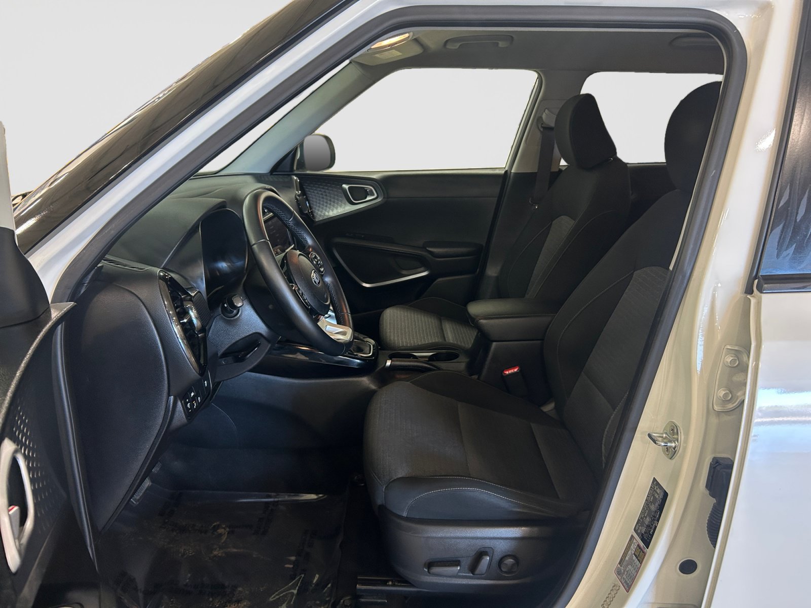 Used 2020 Kia Soul EX FWD image 11