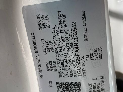 Used 2022 Chevrolet Colorado W/T RWD image 10