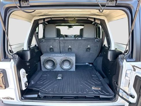 Used 2024 Jeep Wrangler Sport S image 24