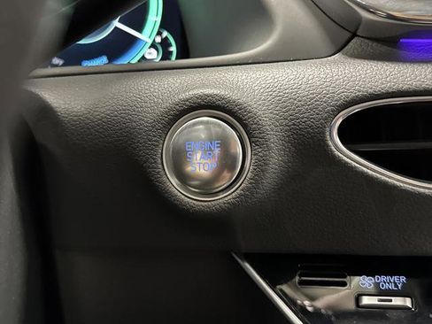 Used 2022 Hyundai Sonata Limited image 21