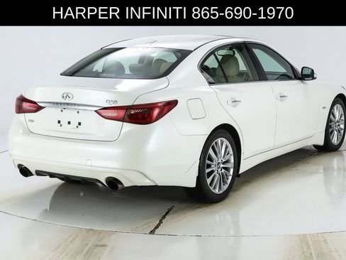 Used 2018 INFINITI Q50 Luxe w/ Essential Package (3.0T Luxe) AWD/4WD image 10