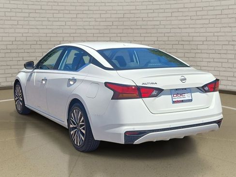 Certified 2025 Nissan Altima 2.5 SV FWD image 7