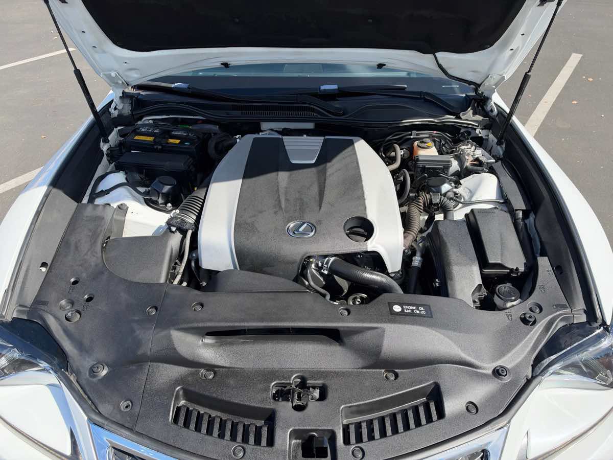 Used 2015 Lexus RC 350 w/ F Sport w/Summer Tires RWD image 26