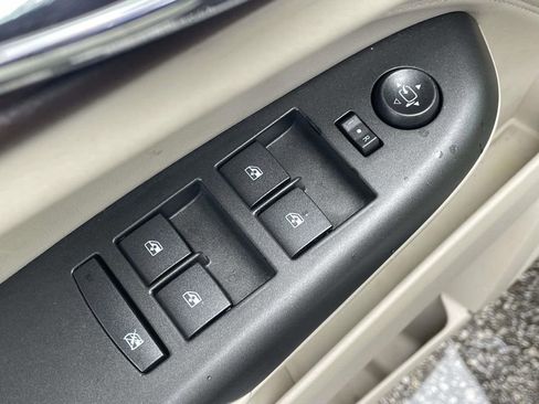 Used 2012 Cadillac SRX Luxury AWD/4WD image 22