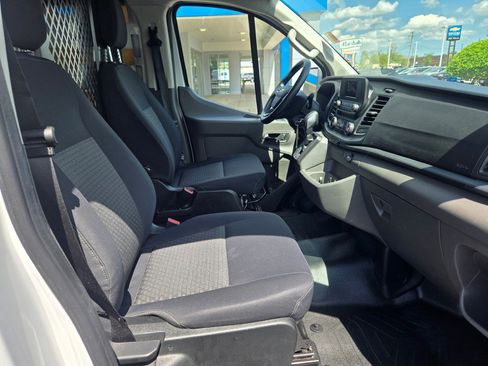 Used 2024 Ford Transit 250 Low Roof w/ Exterior Upgrade Package RWD image 7