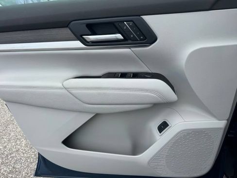 Certified 2026 GMC Terrain Denali AWD/4WD image 17