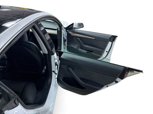 Certified 2023 Tesla Model 3 Standard Range RWD image 12