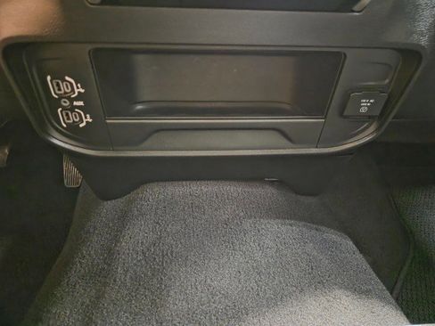 Used 2024 RAM 2500 Laramie image 51