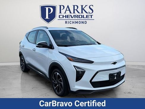 Used 2023 Chevrolet Bolt EUV Premier w/ Sun & Sound Package FWD image 1