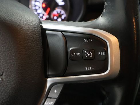 Used 2021 RAM 1500 Big Horn image 34