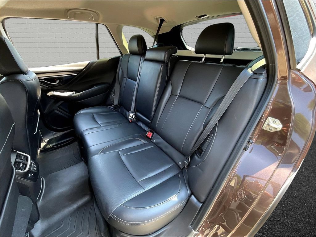 Used 2020 Subaru Outback Limited w/ Popular Package #2 AWD/4WD image 17
