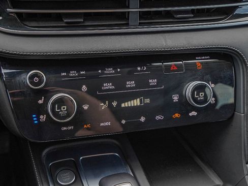 Certified 2023 INFINITI QX60 Sensory w/ Cargo Package image 19