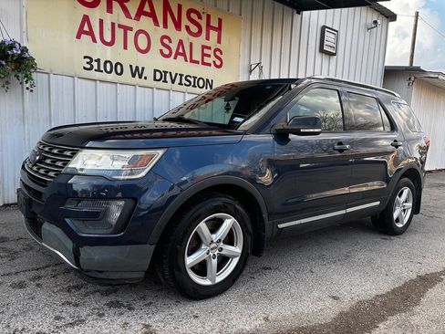 Used 2016 Ford Explorer XLT image 5