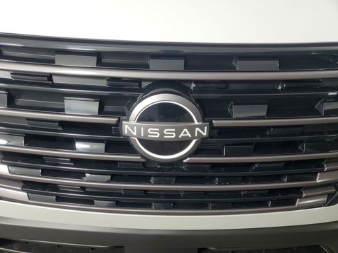 New 2026 Nissan Rogue SV FWD image 10