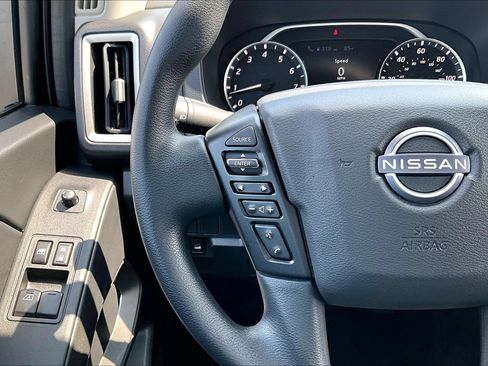 Certified 2025 Nissan Frontier SV AWD/4WD image 16