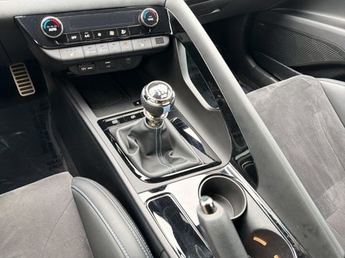 Used 2025 Hyundai Elantra N FWD image 17