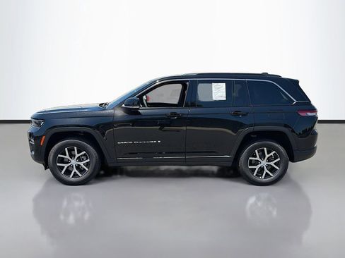 Used 2025 Jeep Grand Cherokee Limited AWD/4WD image 8