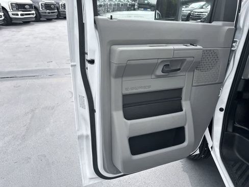 New 2025 Ford E-350 and Econoline 350 Super Duty w/ Power Equipment Group image 19