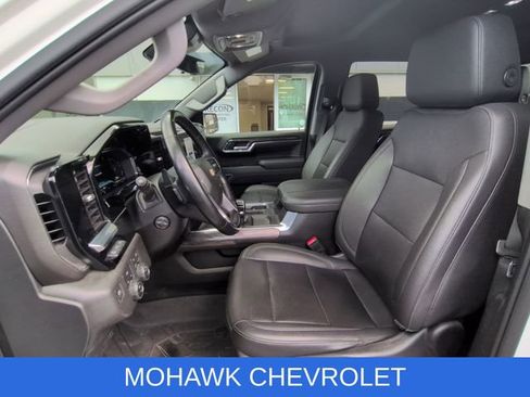 Used 2023 Chevrolet Silverado 1500 LTZ w/ Technology Package AWD/4WD image 10