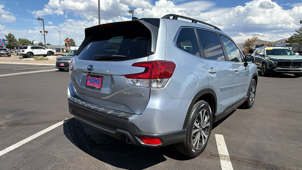 Used 2024 Subaru Forester Limited w/ Convenience Package AWD/4WD image 3