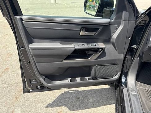 New 2026 Toyota Tundra Limited AWD/4WD image 13