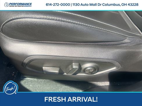 Used 2024 Jeep Grand Cherokee Limited w/ Black Appearance Package AWD/4WD image 17