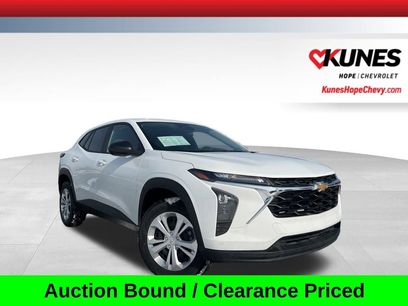 Used 2025 Chevrolet Trax LS