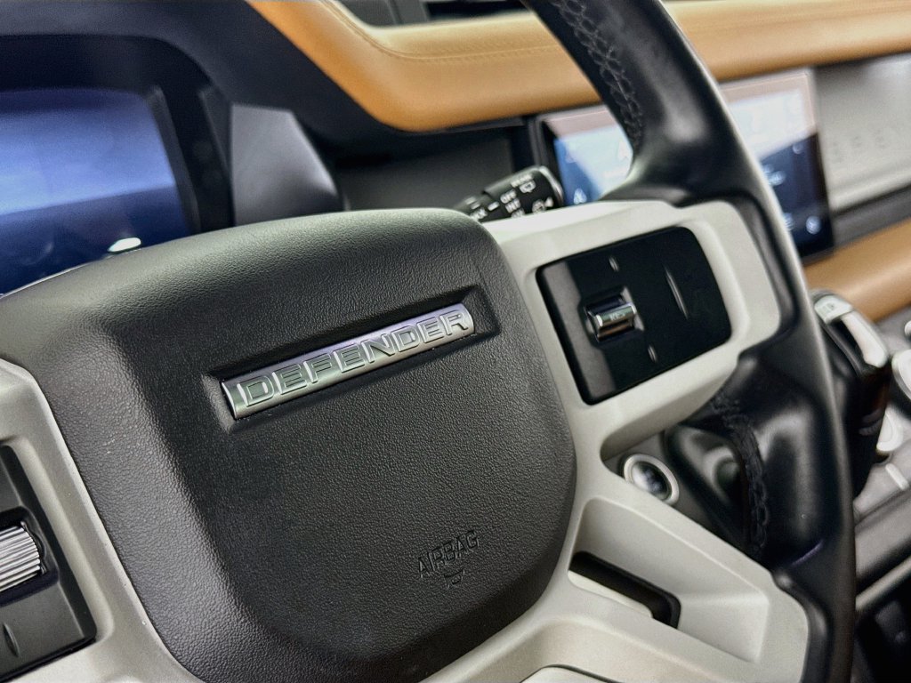 Used 2023 Land Rover Defender 110 SE AWD/4WD image 19