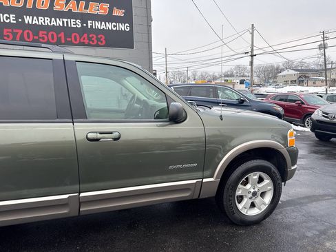 Used 2004 Ford Explorer Eddie Bauer image 10
