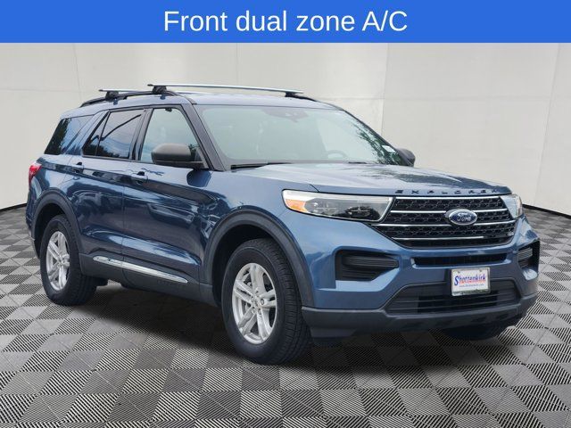Used 2020 Ford Explorer XLT w/ Comfort Package AWD/4WD image 3