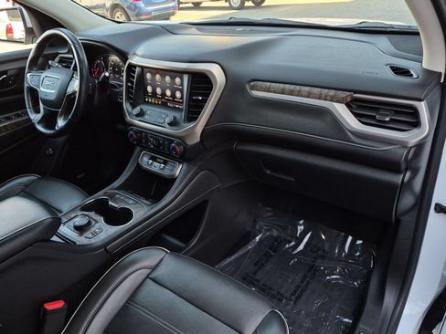 Used 2021 GMC Acadia Denali w/ Denali Ultimate Package AWD/4WD image 28