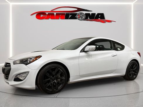 Used 2016 Hyundai Genesis 3.8 RWD image 4