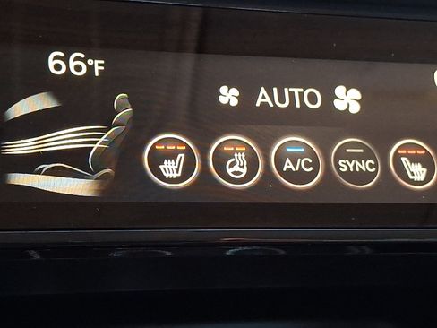Certified 2026 Genesis G70 2.5T AWD/4WD image 24