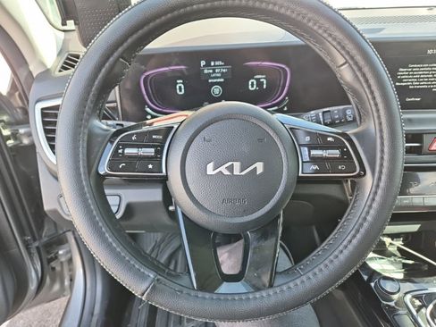 Used 2025 Kia Seltos S image 6