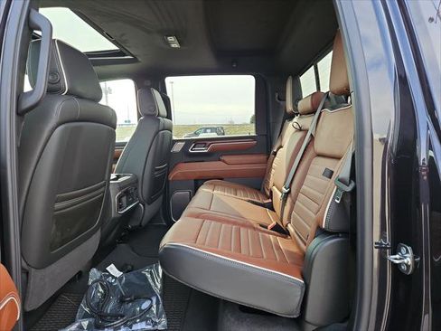 New 2026 GMC Sierra 2500 Denali Ultimate image 13