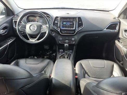 Used 2020 Jeep Cherokee Limited image 11