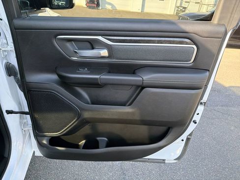 Used 2022 RAM 1500 Big Horn AWD/4WD image 14