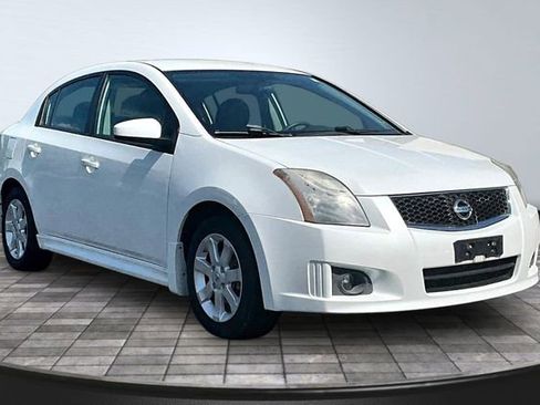 Used 2010 Nissan Sentra 2.0 SR FWD image 3