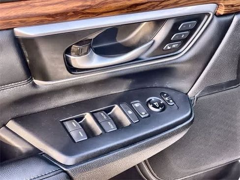 Certified 2021 Honda CR-V Touring image 30
